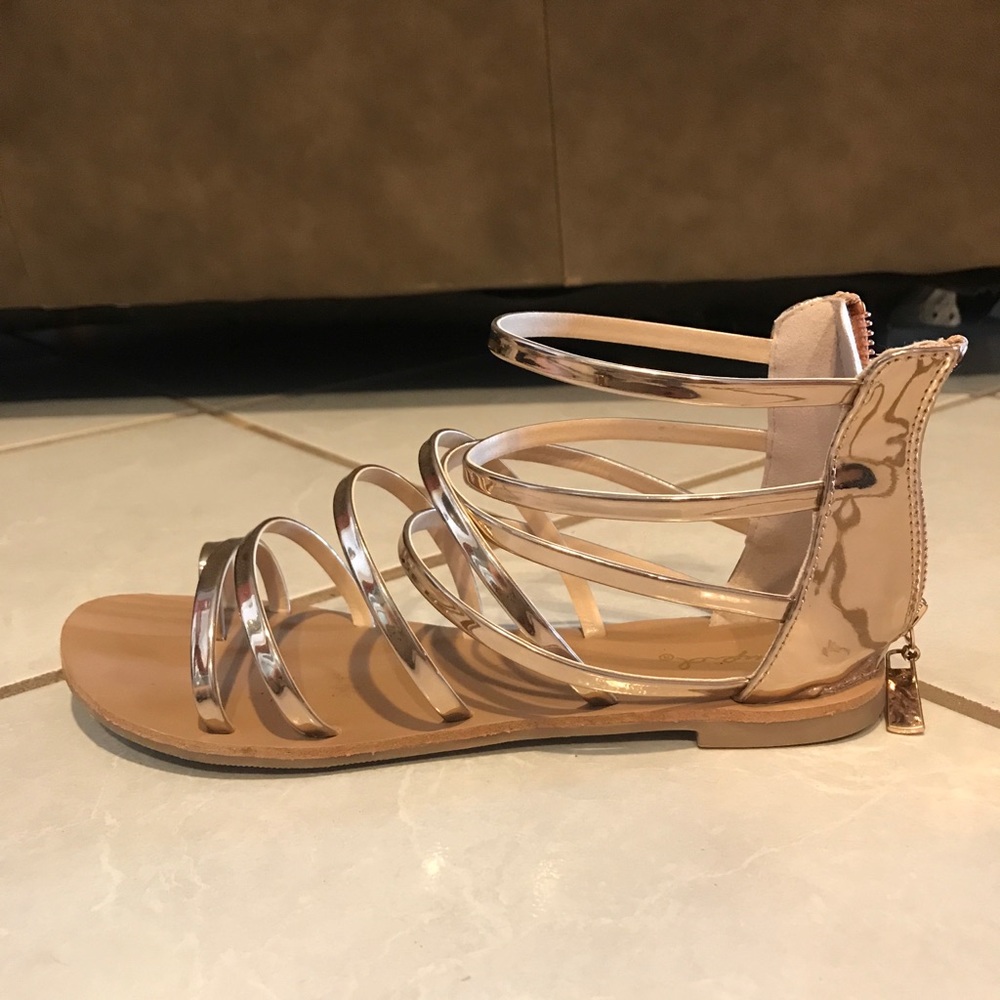 Qupid rose gold sandal